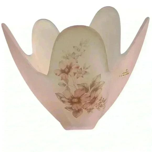 Vikings Other - Vikings‎ USA vase pink satin glass floral vintage